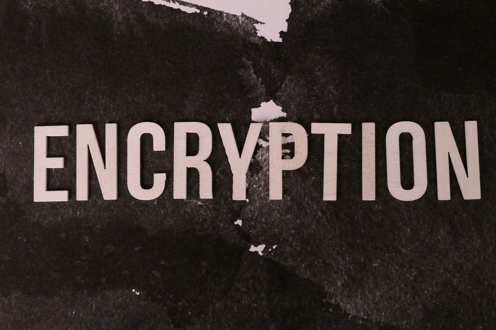 data encryption privacy technology – end-to-end encrypted storage